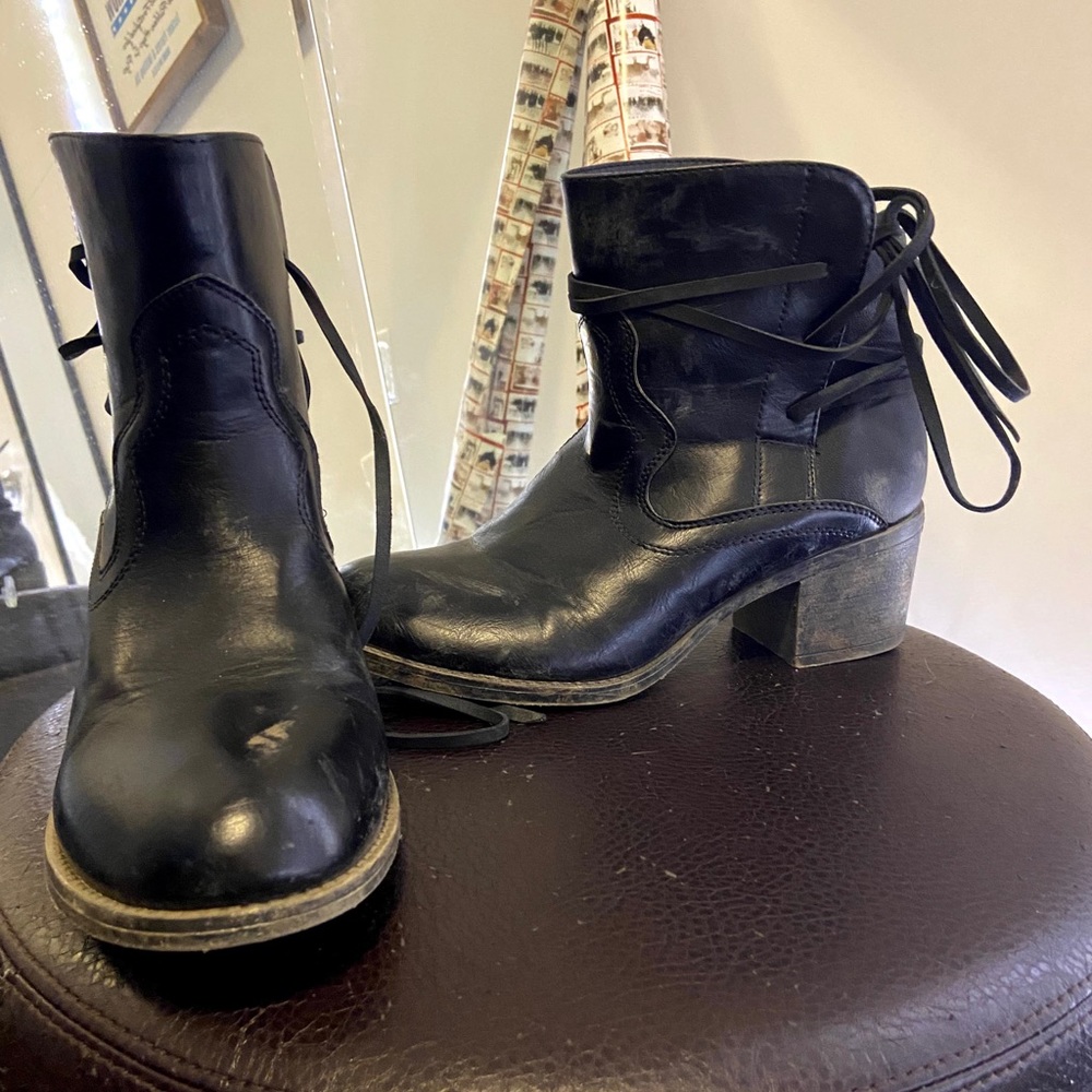 Black Western Boots